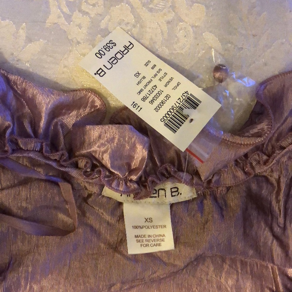 Blush Ruffle Front Sleeveless Top⭐️⭐️ - Picture 4 of 5